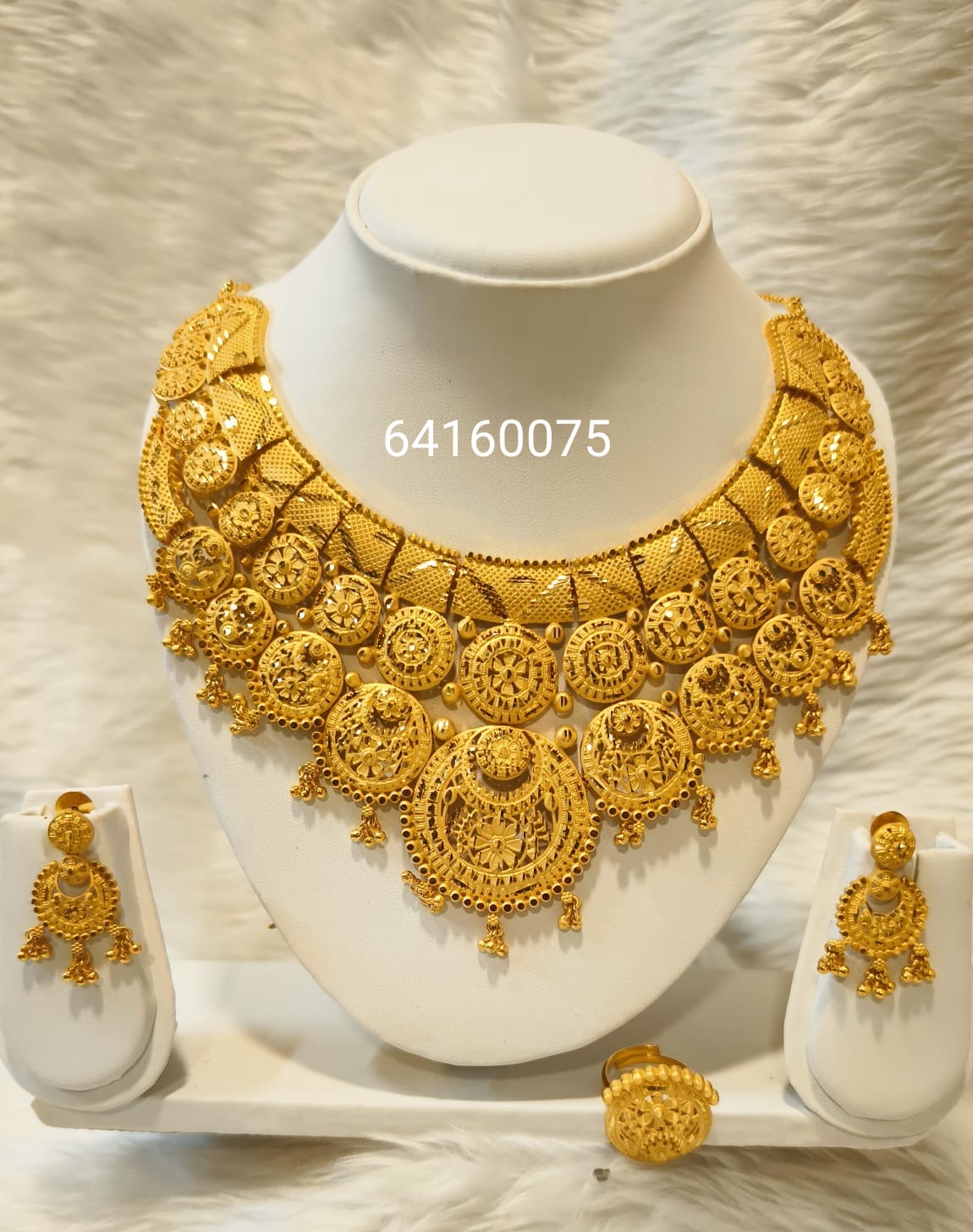 Collar 0608