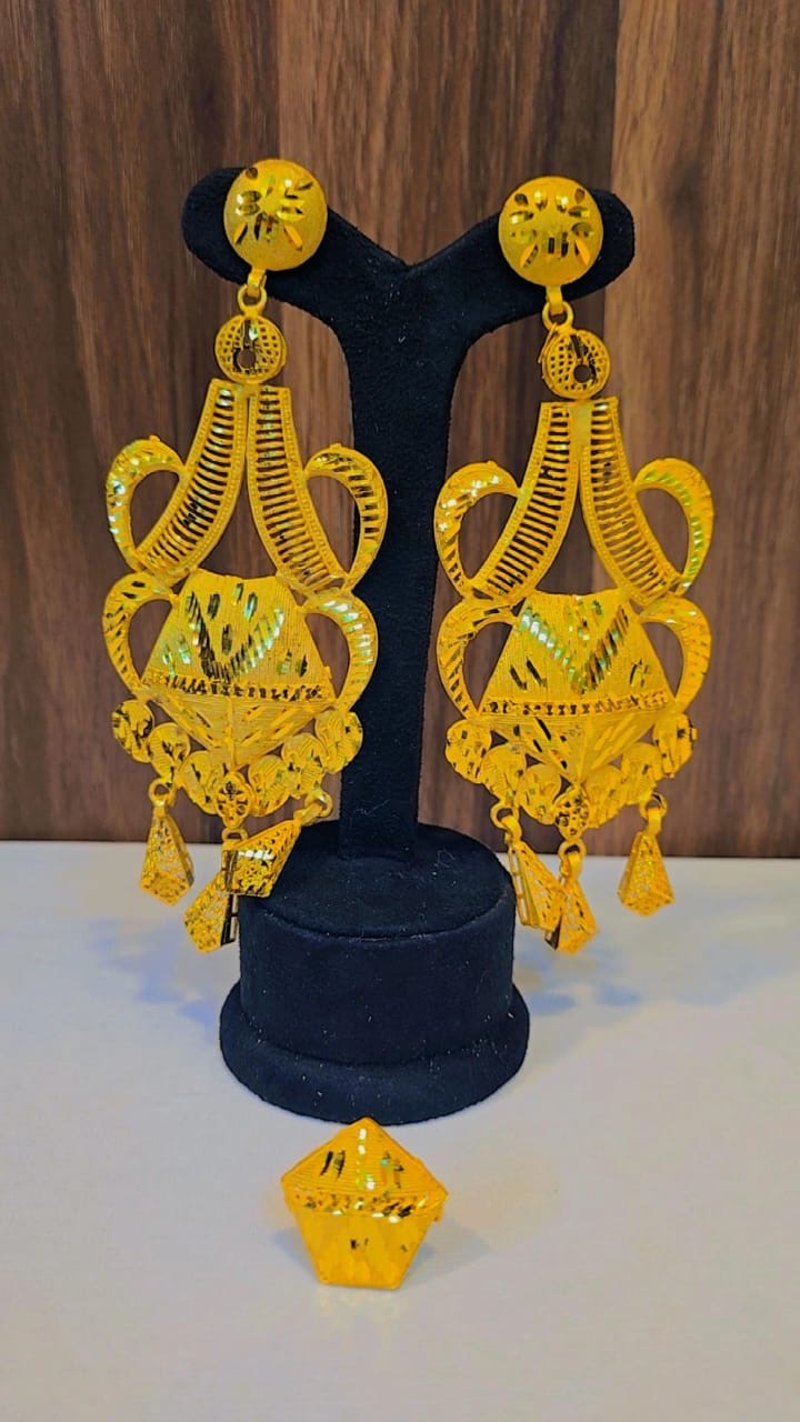 Boucle d'oreille 0300