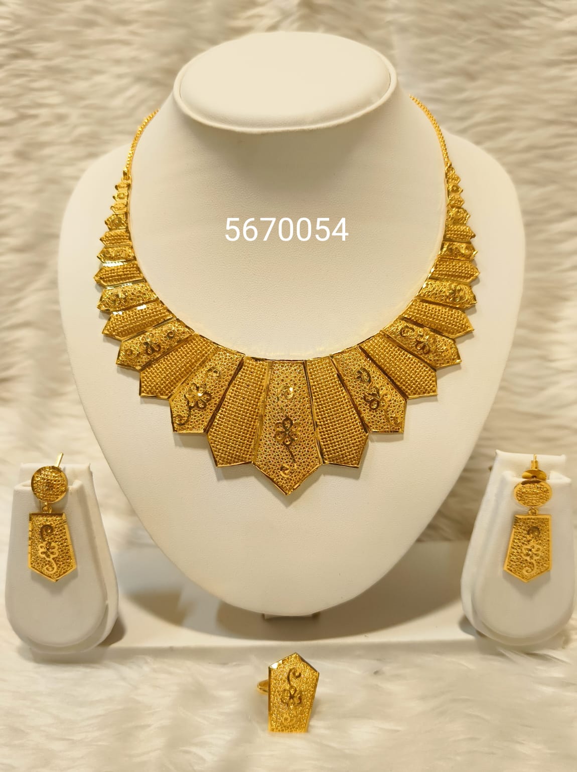 Collar 0392