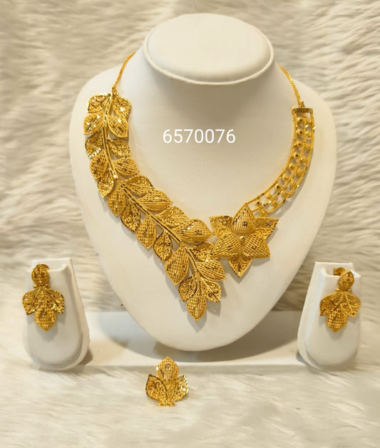 Necklace 0337