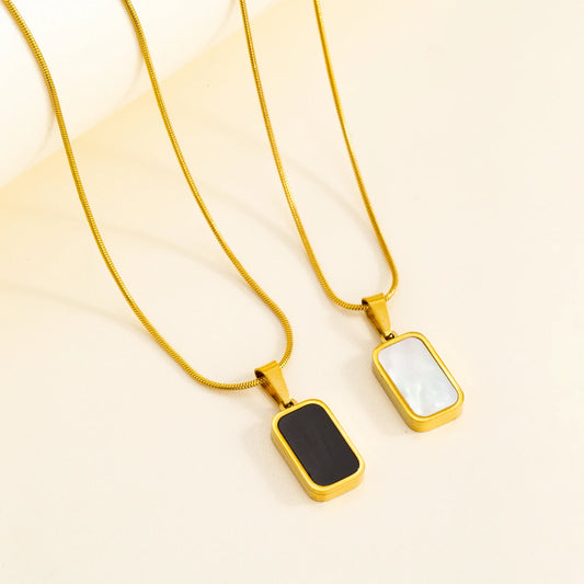 Double-Sided Square Pendant Necklace – 18K Gold Plated Stainless Steel, Hypoallergenic Jewelry for Women