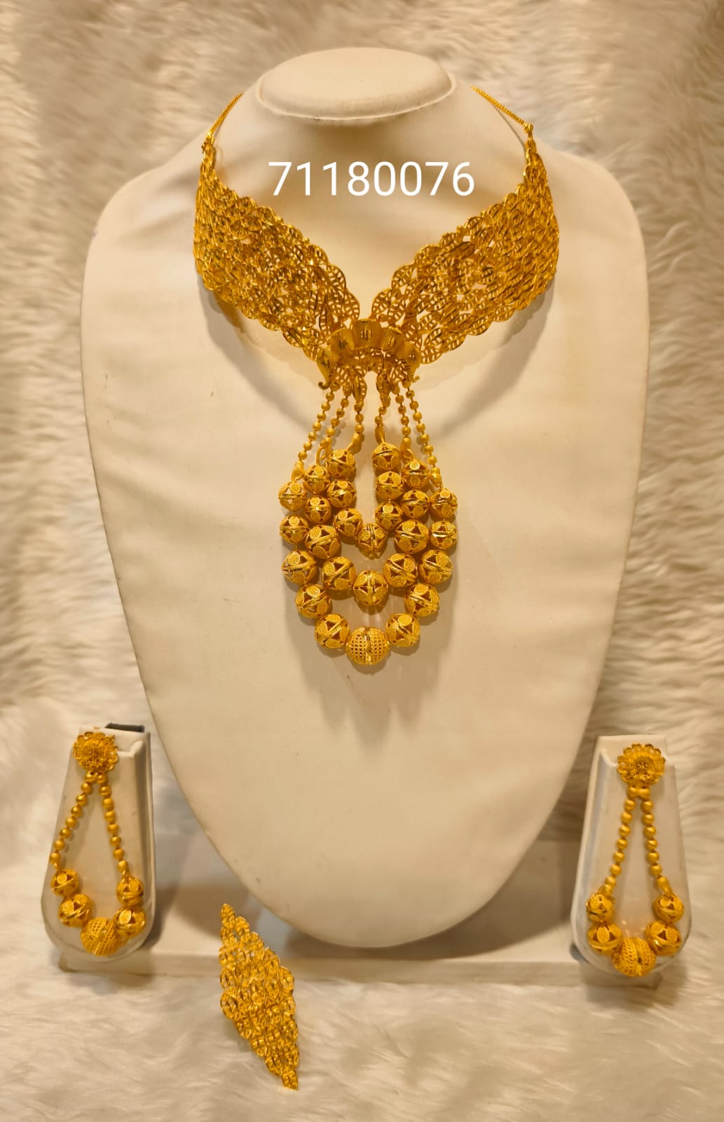 Collar 0426