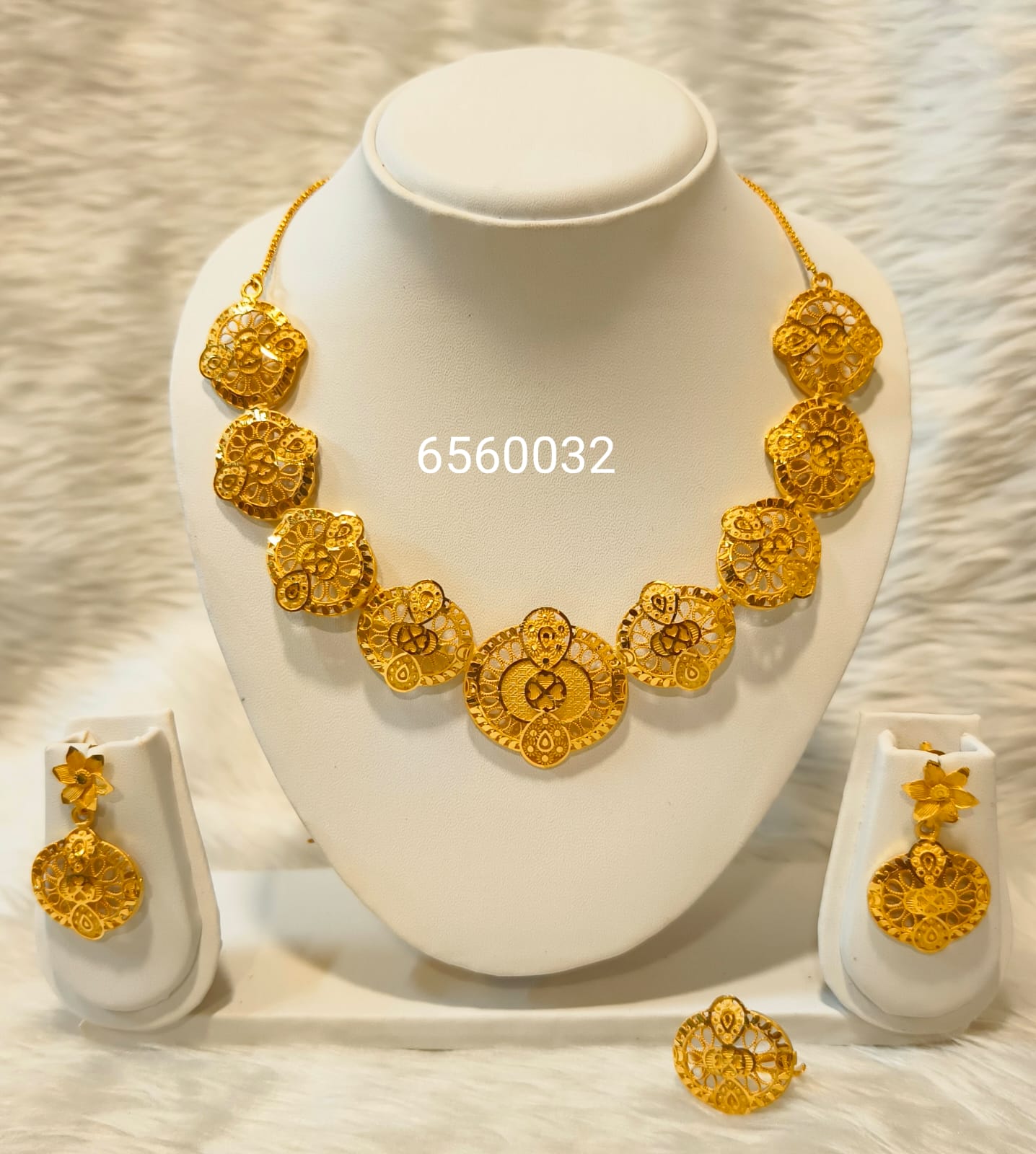 Collar 0557