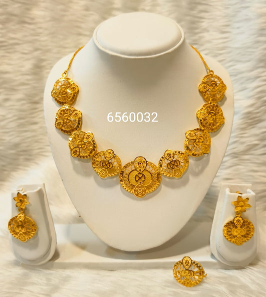 Collar 0557