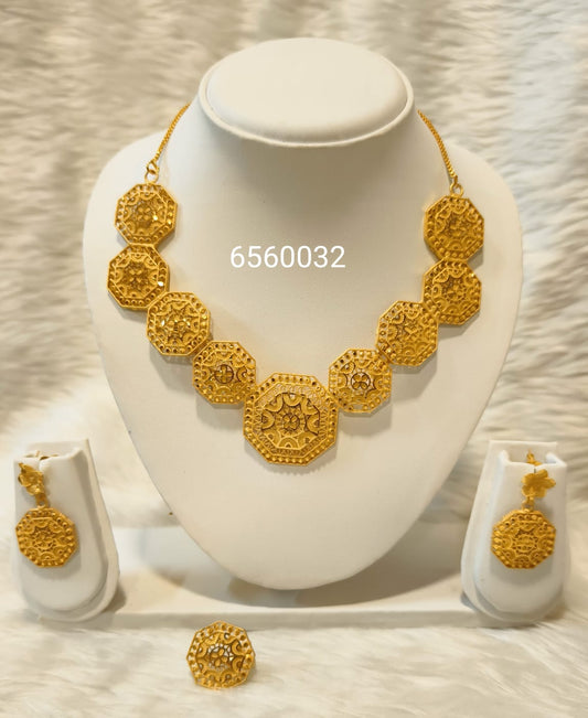 Collar 0559