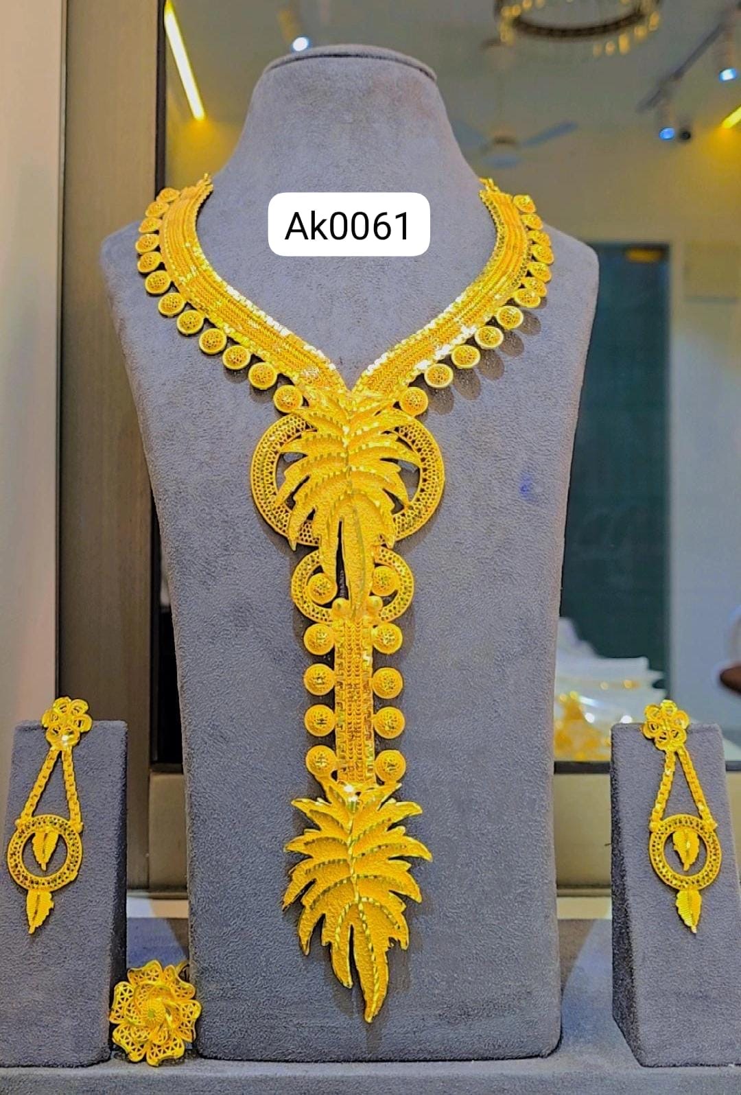 Necklace 0385