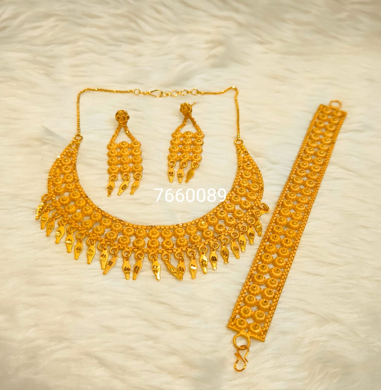 Collar 0098