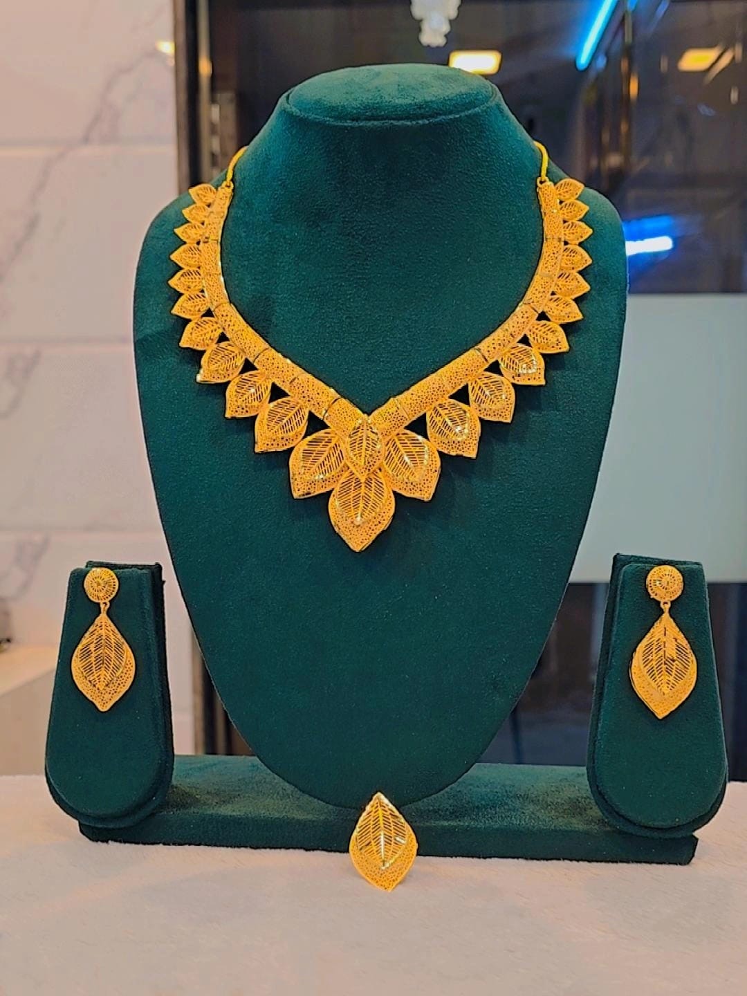Necklace 0226