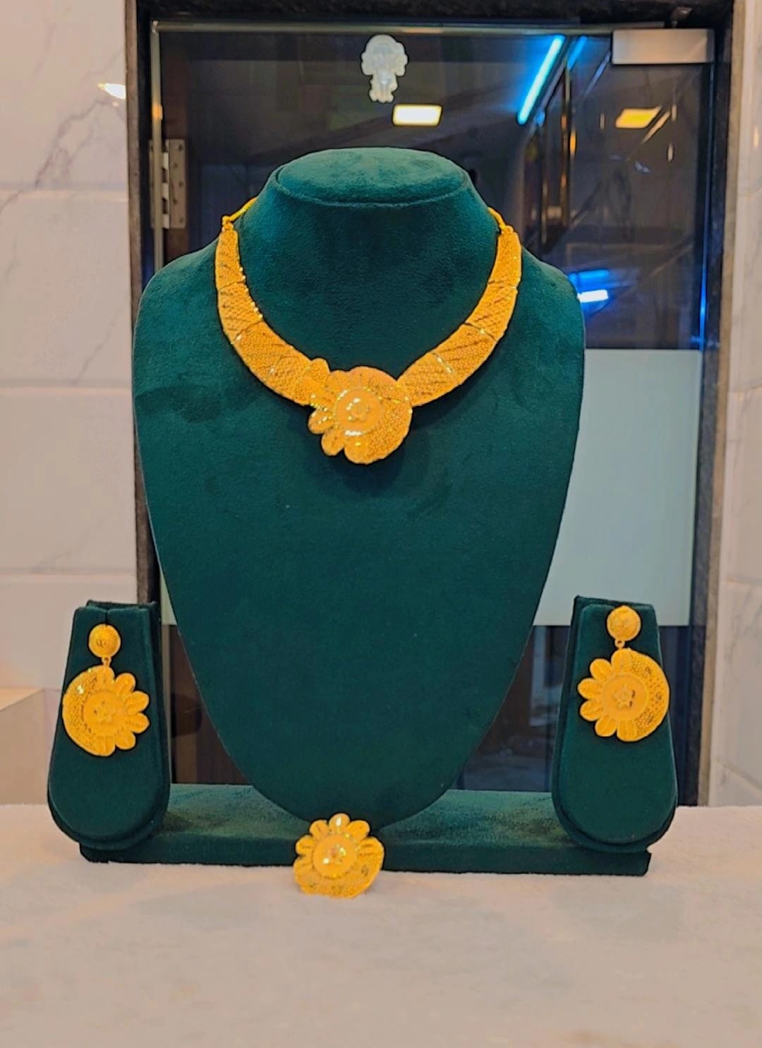 Necklace 0220