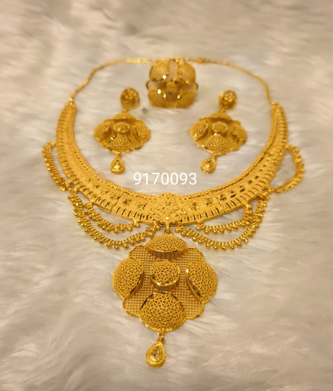 Collar 0369