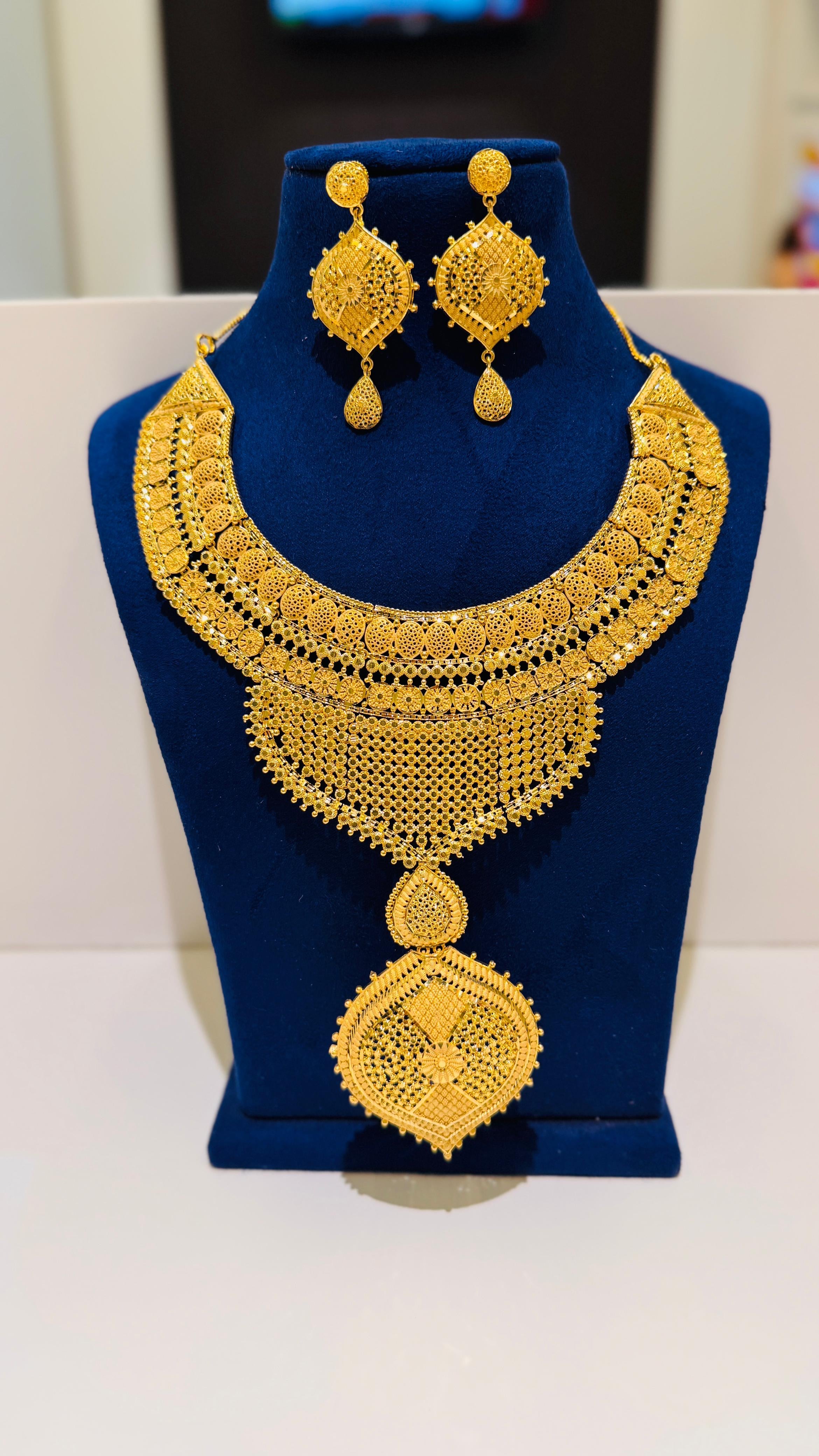 Necklace 0392
