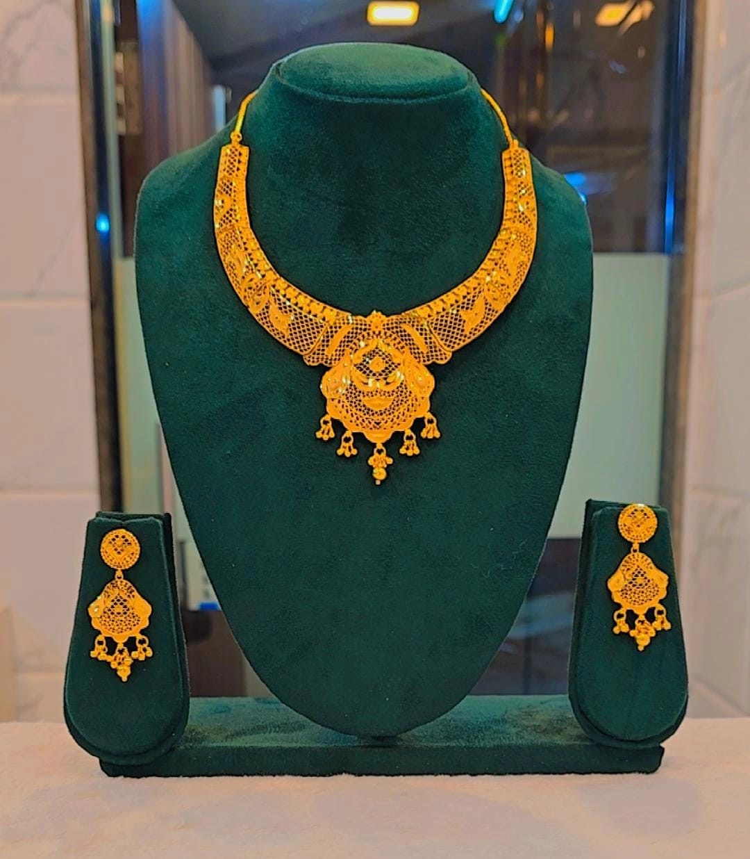 Collar 0511