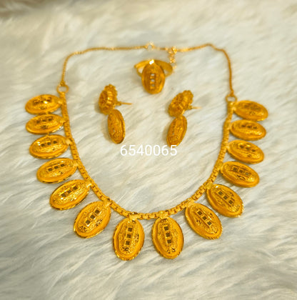Collar 0354