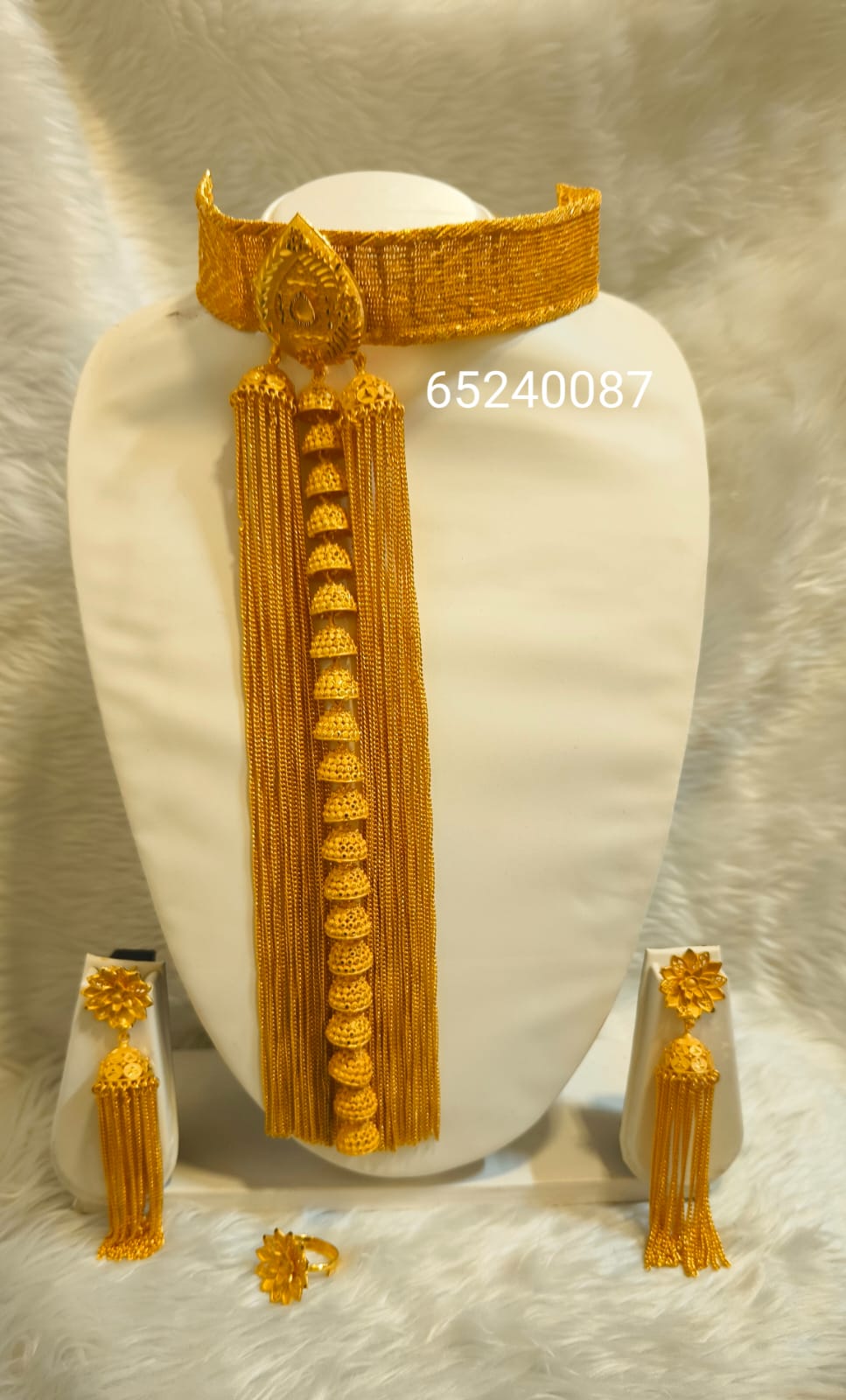 Collar 0440