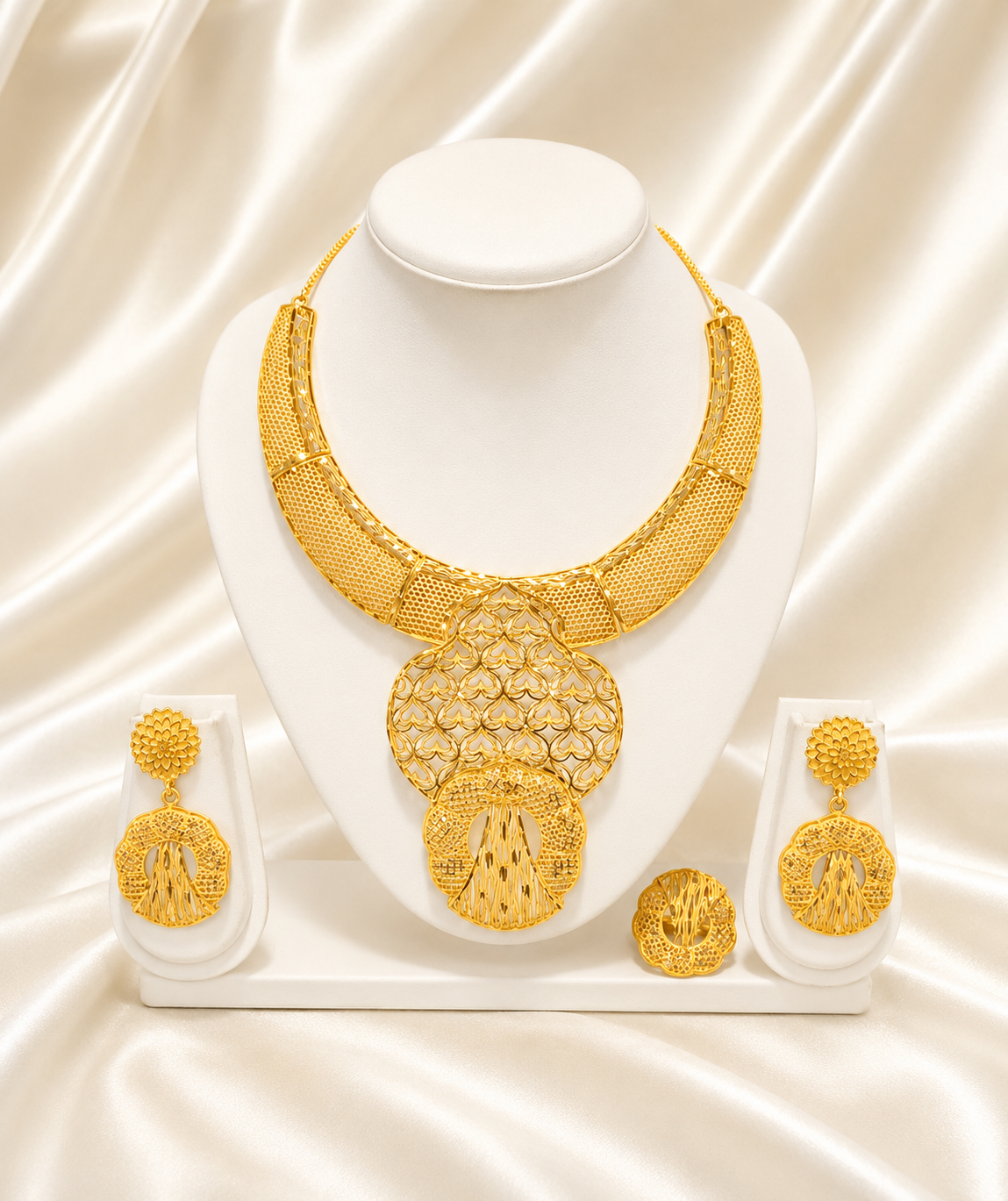 Collier 0681