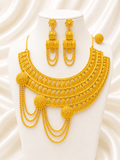 Collier 0194 – Collier à pendentif géométrique plaqué or