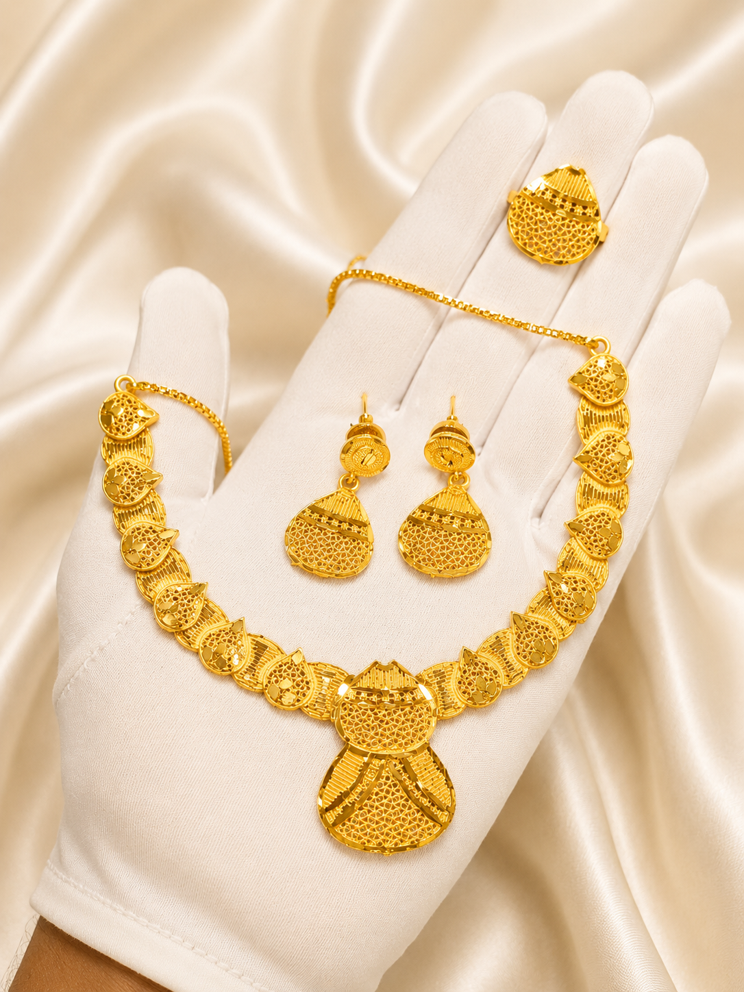 Collier 0665