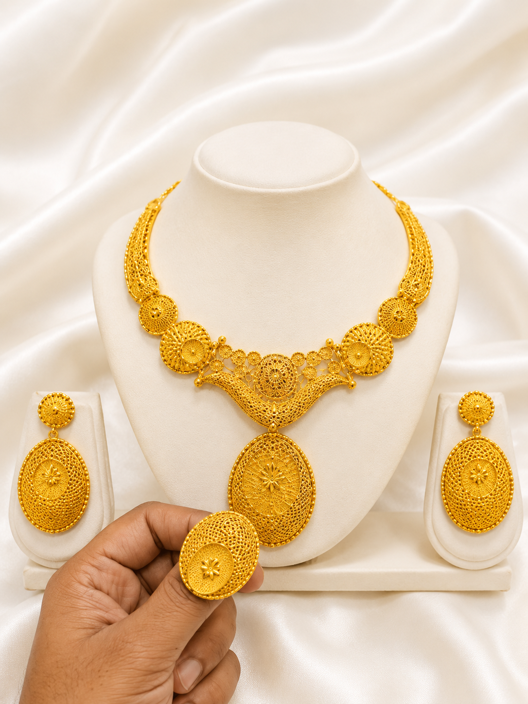 Collier 0687