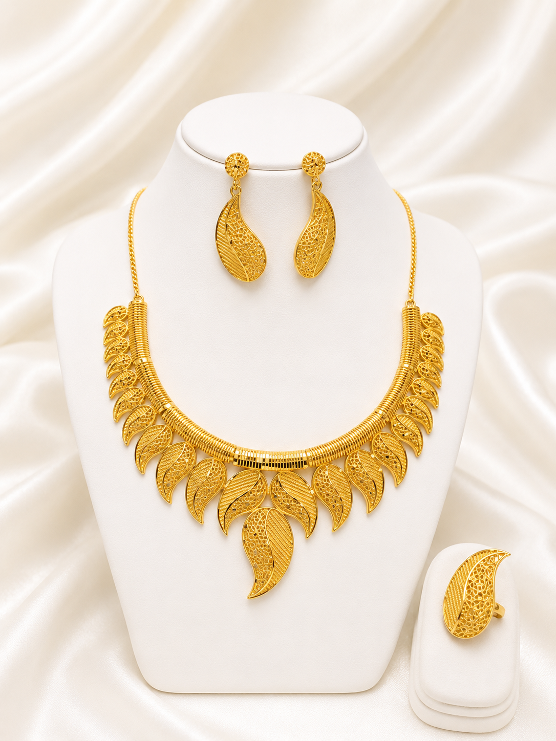 Collier 0690