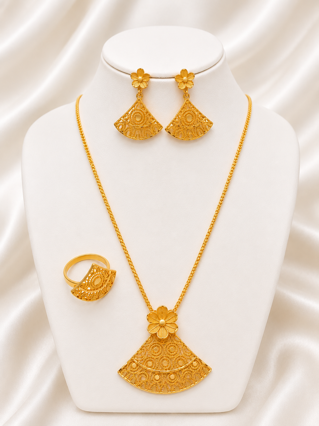 Collier 0692