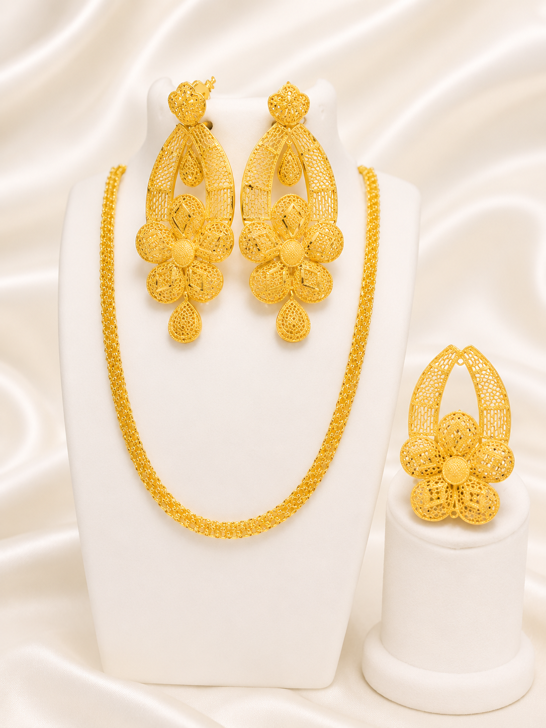 Necklace 0228