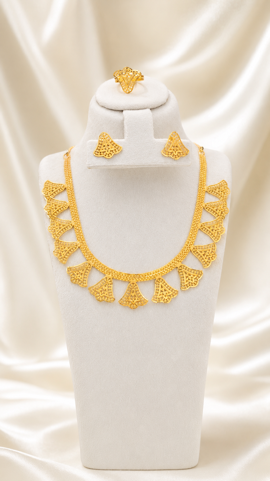 Necklace 0424