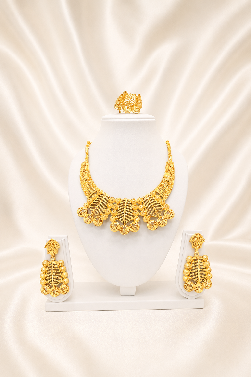 Necklace 0377