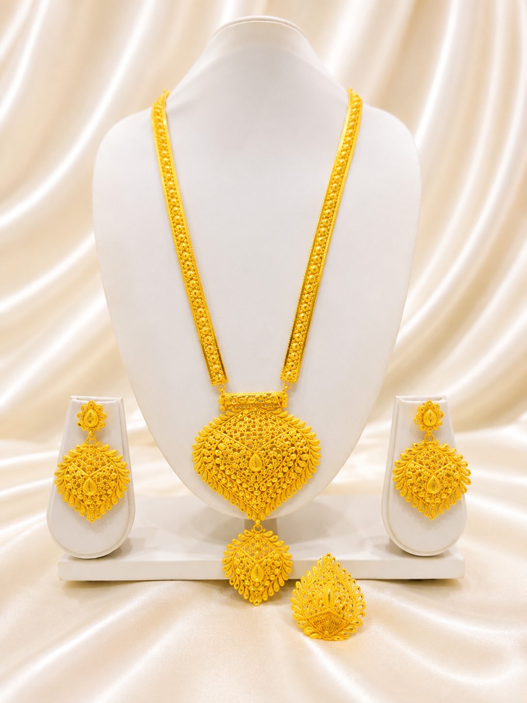 Necklace 0027