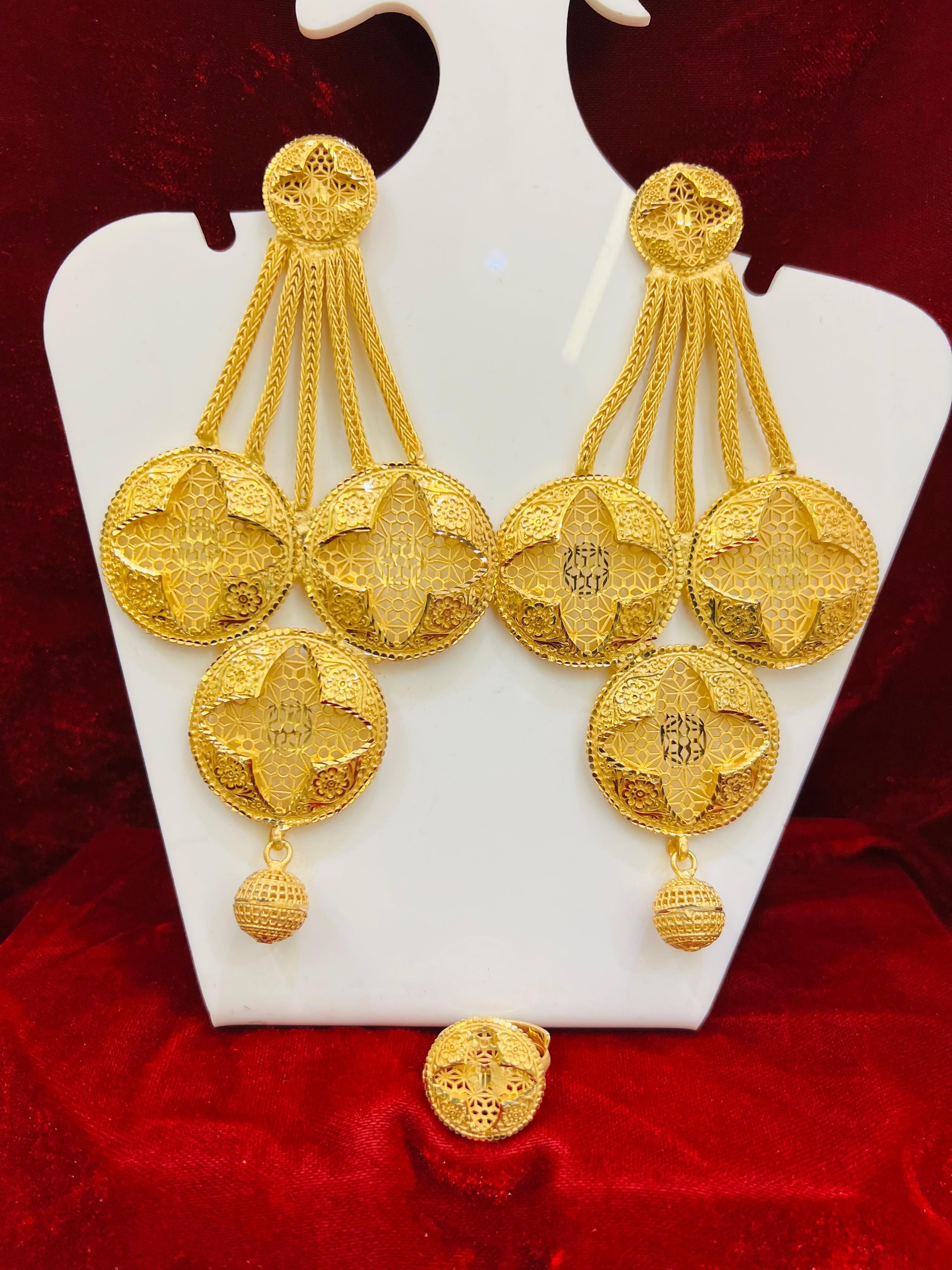 Boucle d'oreille 0098