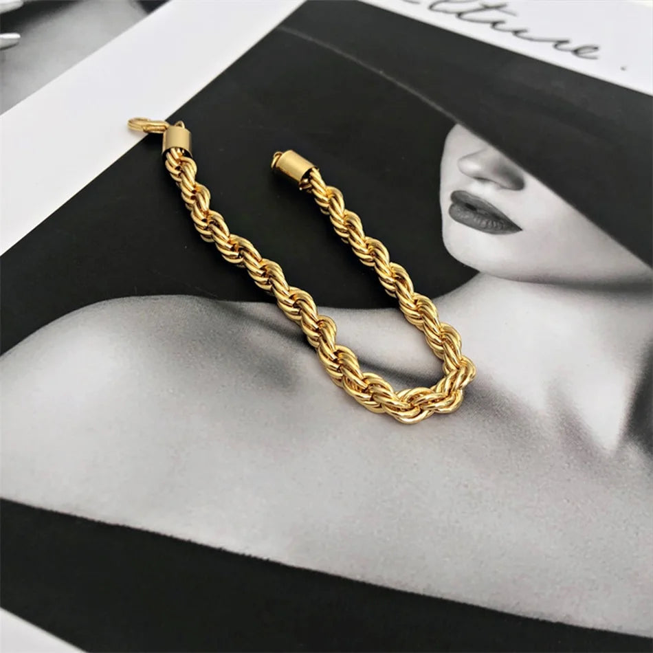 Bracelet à chaîne torsadée pour femme – Bracelet minimaliste en acier inoxydable doré ou argenté (2 mm / 3 mm / 4 mm / 5 mm)
