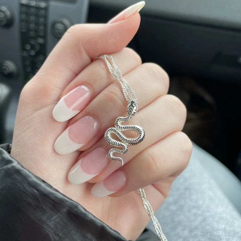 Gothic Snake Pendant Necklace – Stainless Steel Gold Choker for Women