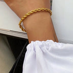 Bracelet à chaîne torsadée pour femme – Bracelet minimaliste en acier inoxydable doré ou argenté (2 mm / 3 mm / 4 mm / 5 mm)
