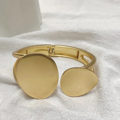 Vintage Chunky Irregular Cuff Bracelet – Gold & Silver Plated Smooth Metal Bangle for Women & Men