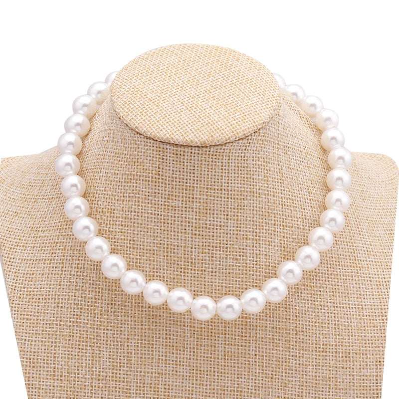 Collier ras du cou classique en perles d'imitation pour femme – Élégant collier de perles pour mariée et mariage