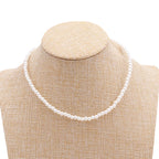 Collier ras du cou classique en perles d'imitation pour femme – Élégant collier de perles pour mariée et mariage