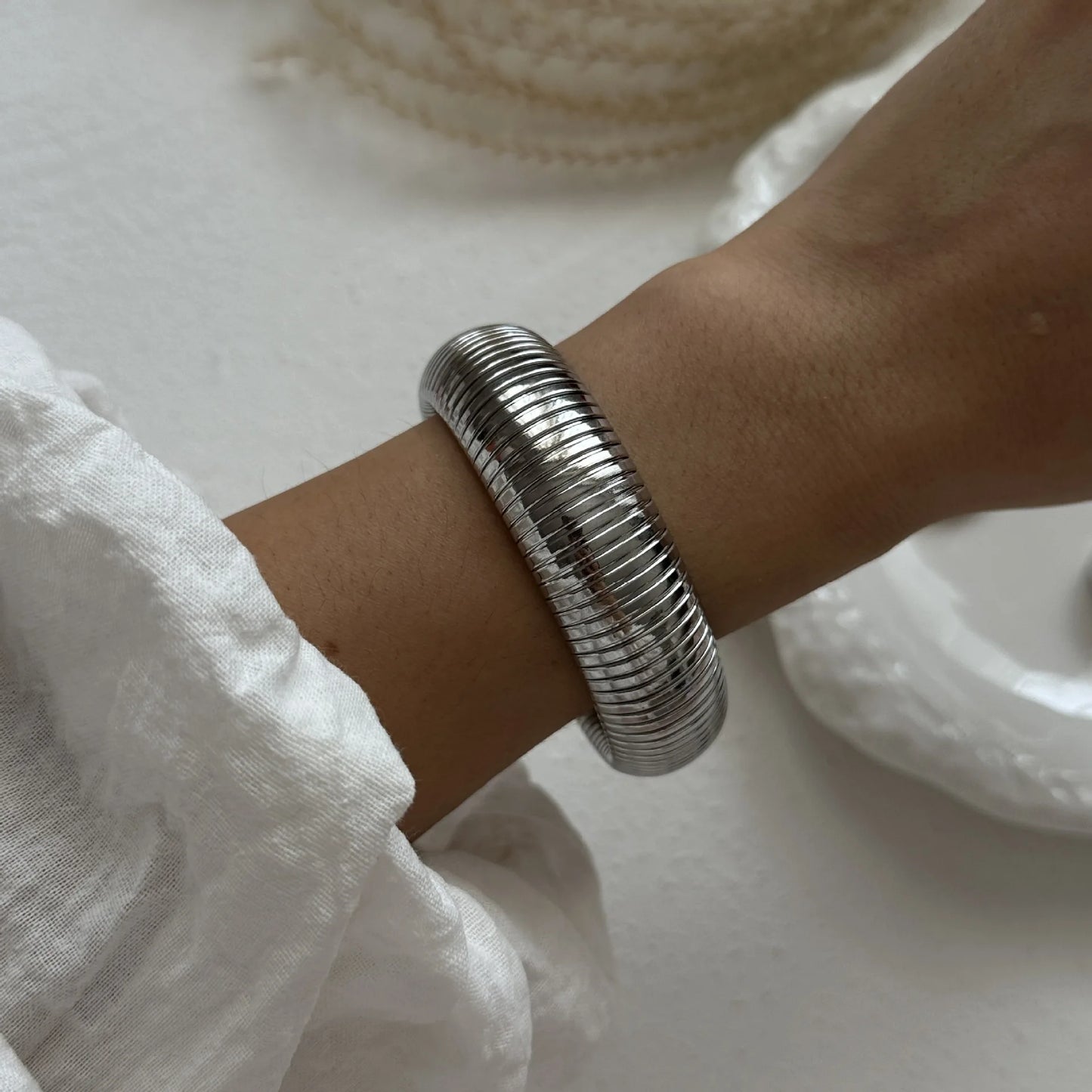 Vintage Chunky Irregular Cuff Bracelet – Gold & Silver Plated Smooth Metal Bangle for Women & Men