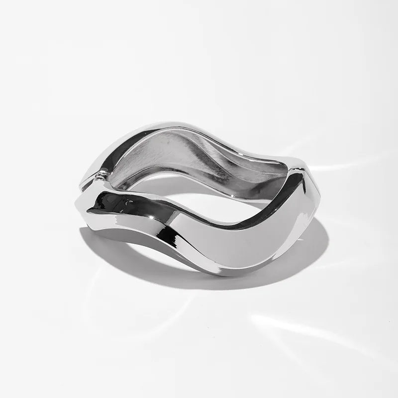 Vintage Chunky Irregular Cuff Bracelet – Gold & Silver Plated Smooth Metal Bangle for Women & Men