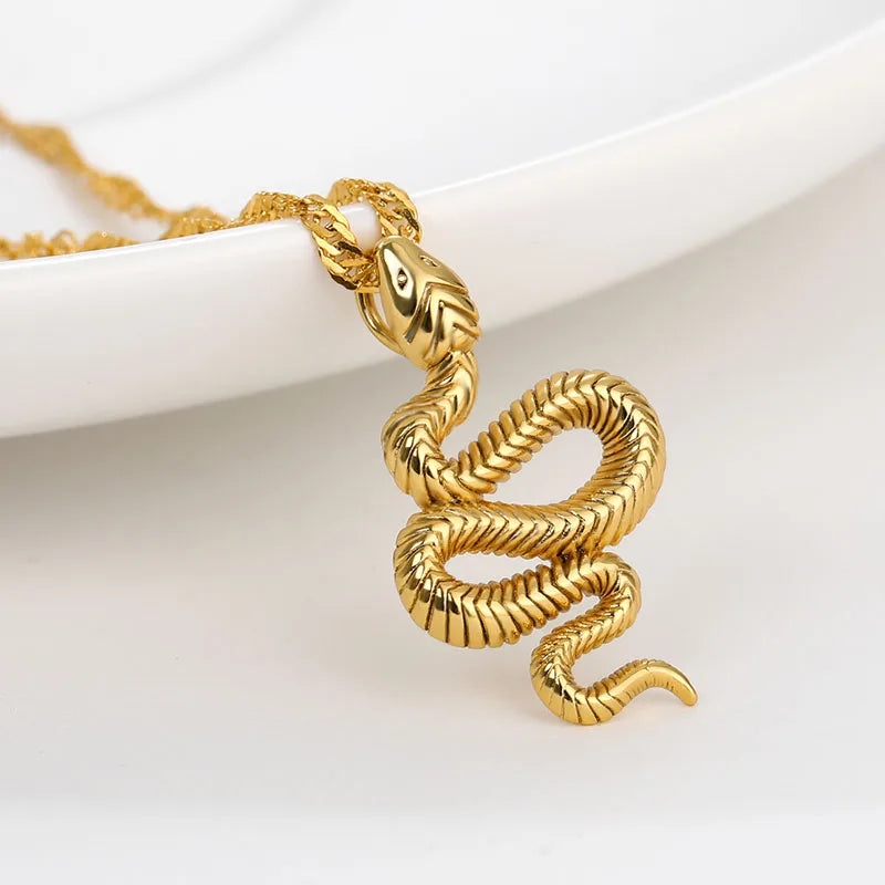 Collier pendentif serpent gothique – Ras-de-cou en acier inoxydable doré pour femme