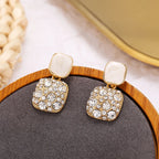 Pendientes geométricos vintage de cristal morado para mujer: pendientes colgantes irregulares y brillantes | ELARIAH