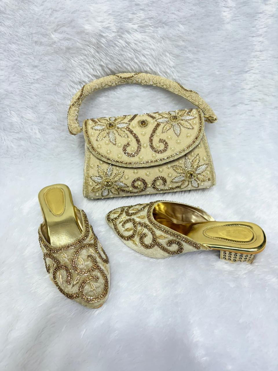 Ensemble talon et pochette 0002