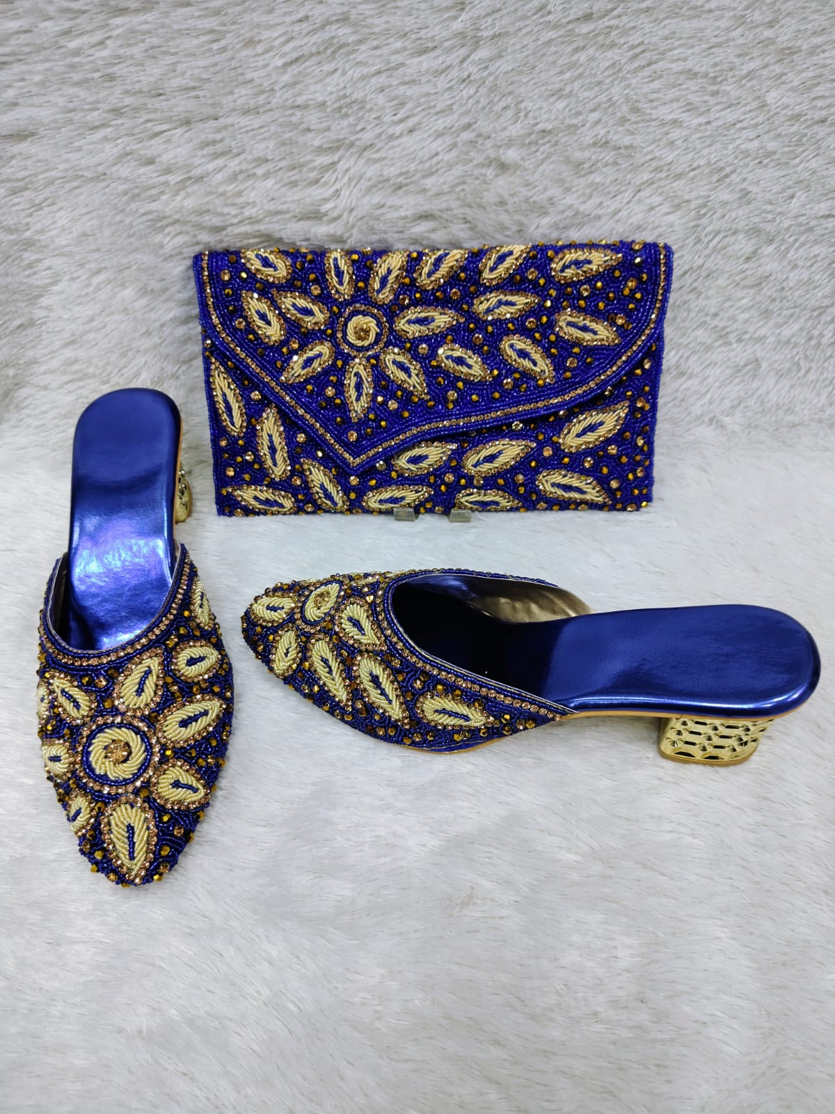 Conjunto de tacón y bolso 0005