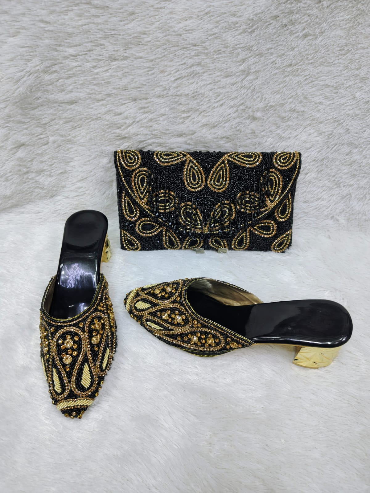 Conjunto de tacón y bolso 0008
