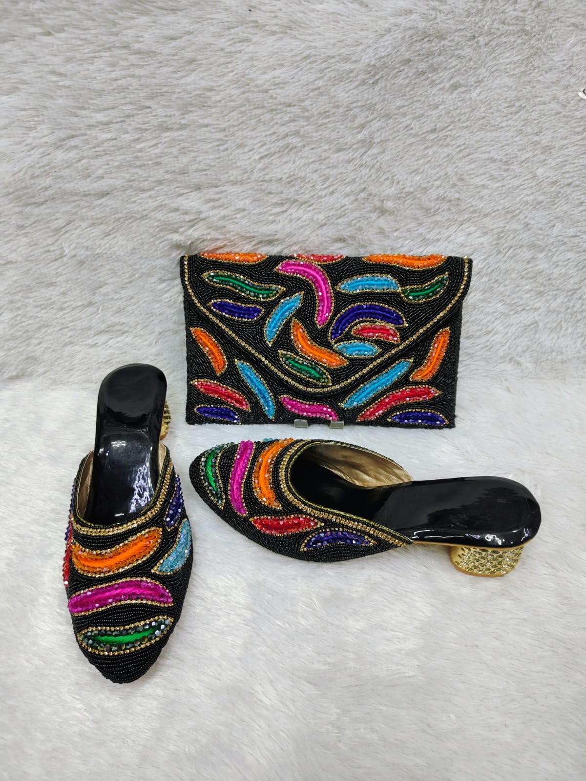 Conjunto de tacón y bolso 0012