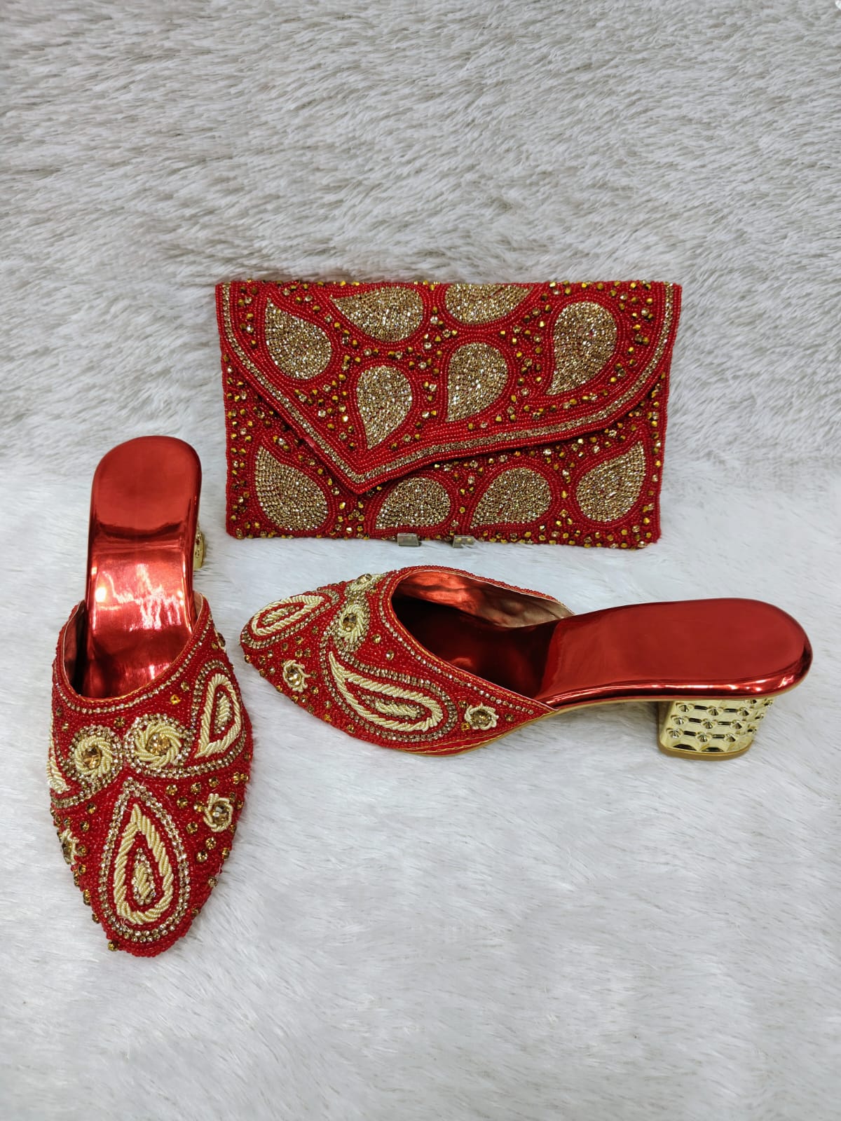 Conjunto de tacón y bolso 0013