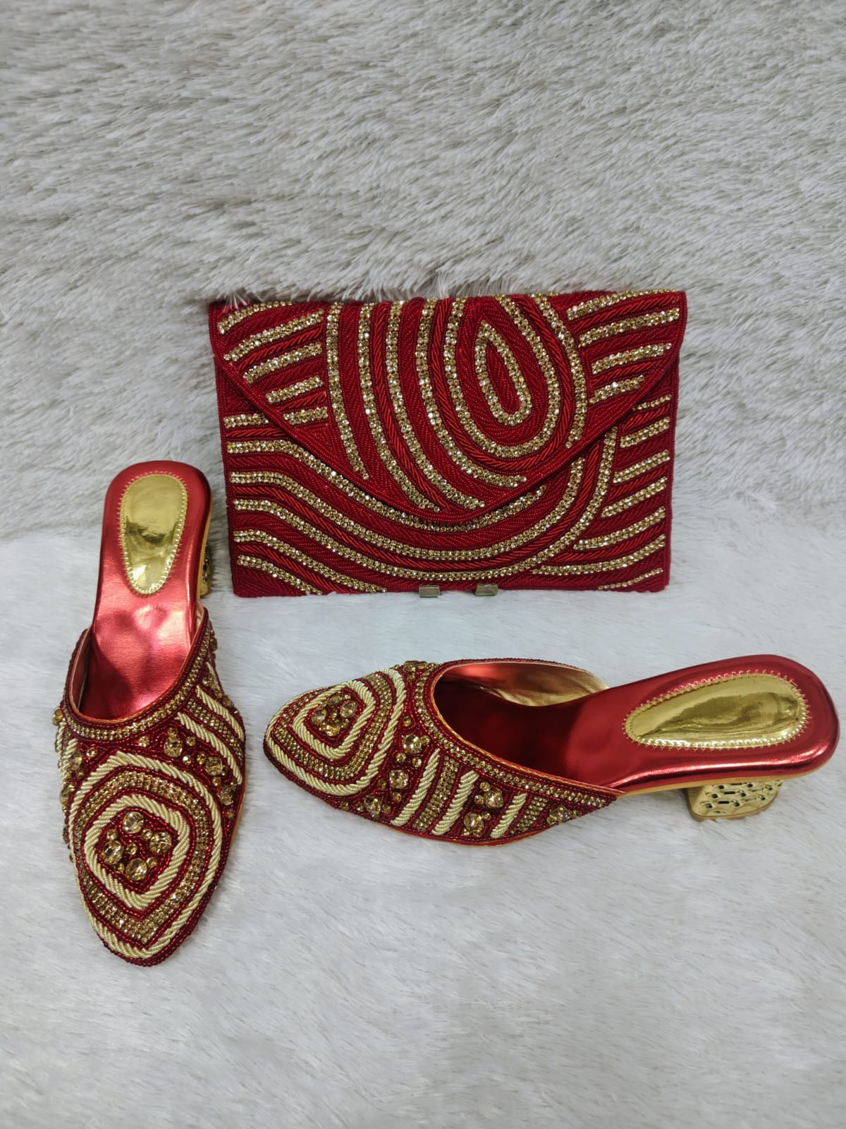 Conjunto de tacón y bolso 0016