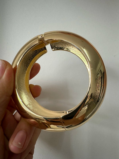 Vintage Chunky Irregular Cuff Bracelet – Gold & Silver Plated Smooth Metal Bangle for Women & Men