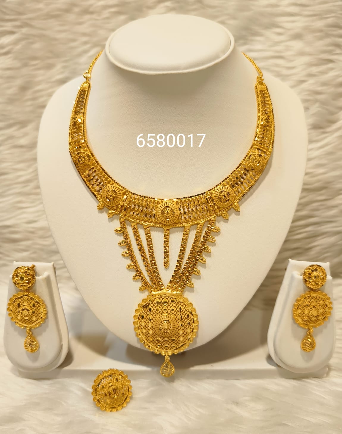 Collar 0382