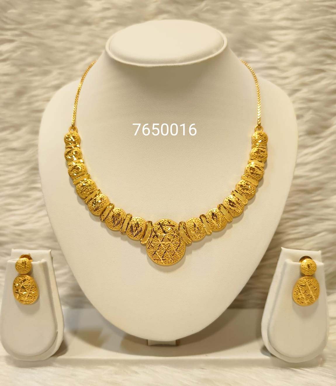 Collar 0367