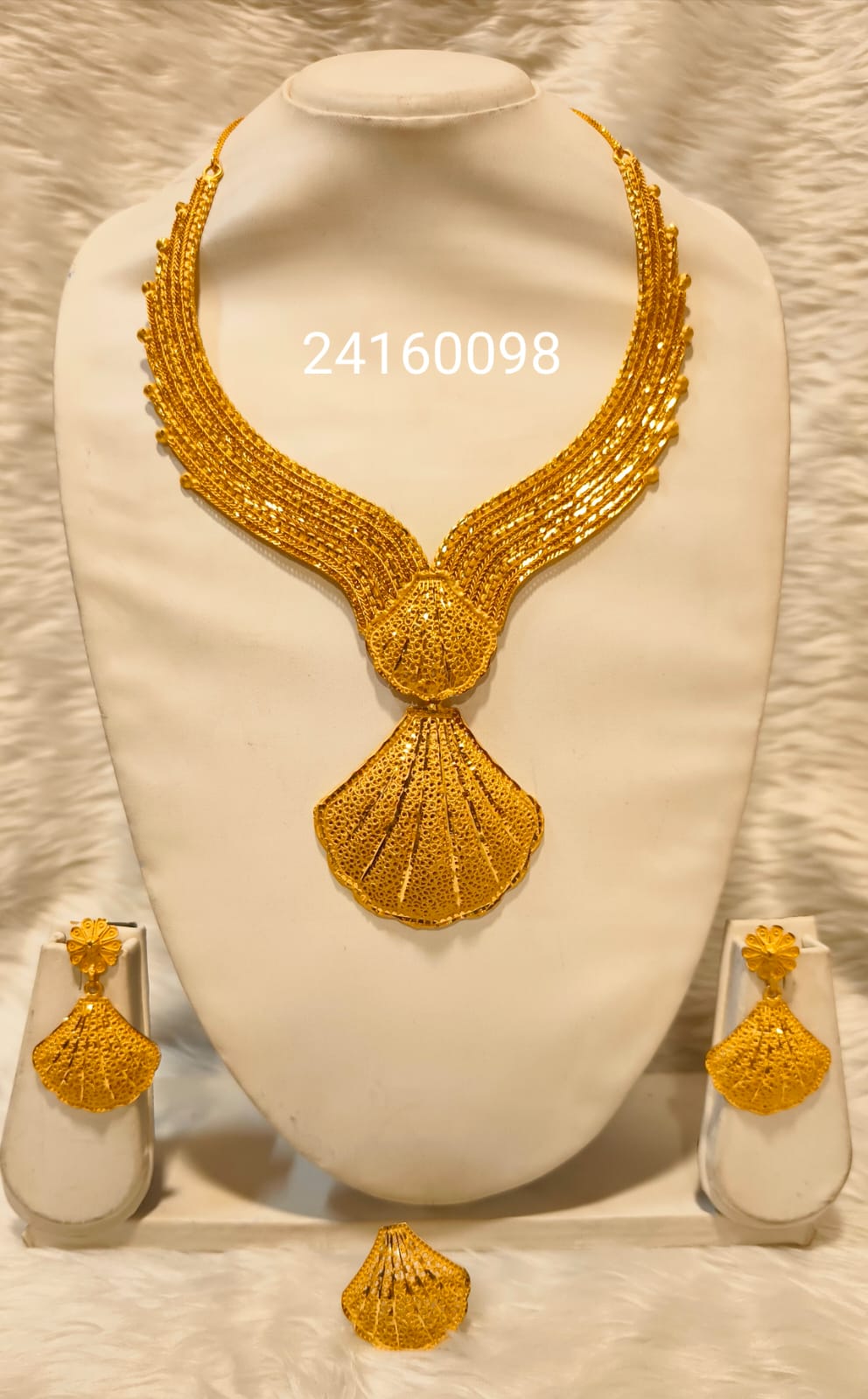 Collar 0424