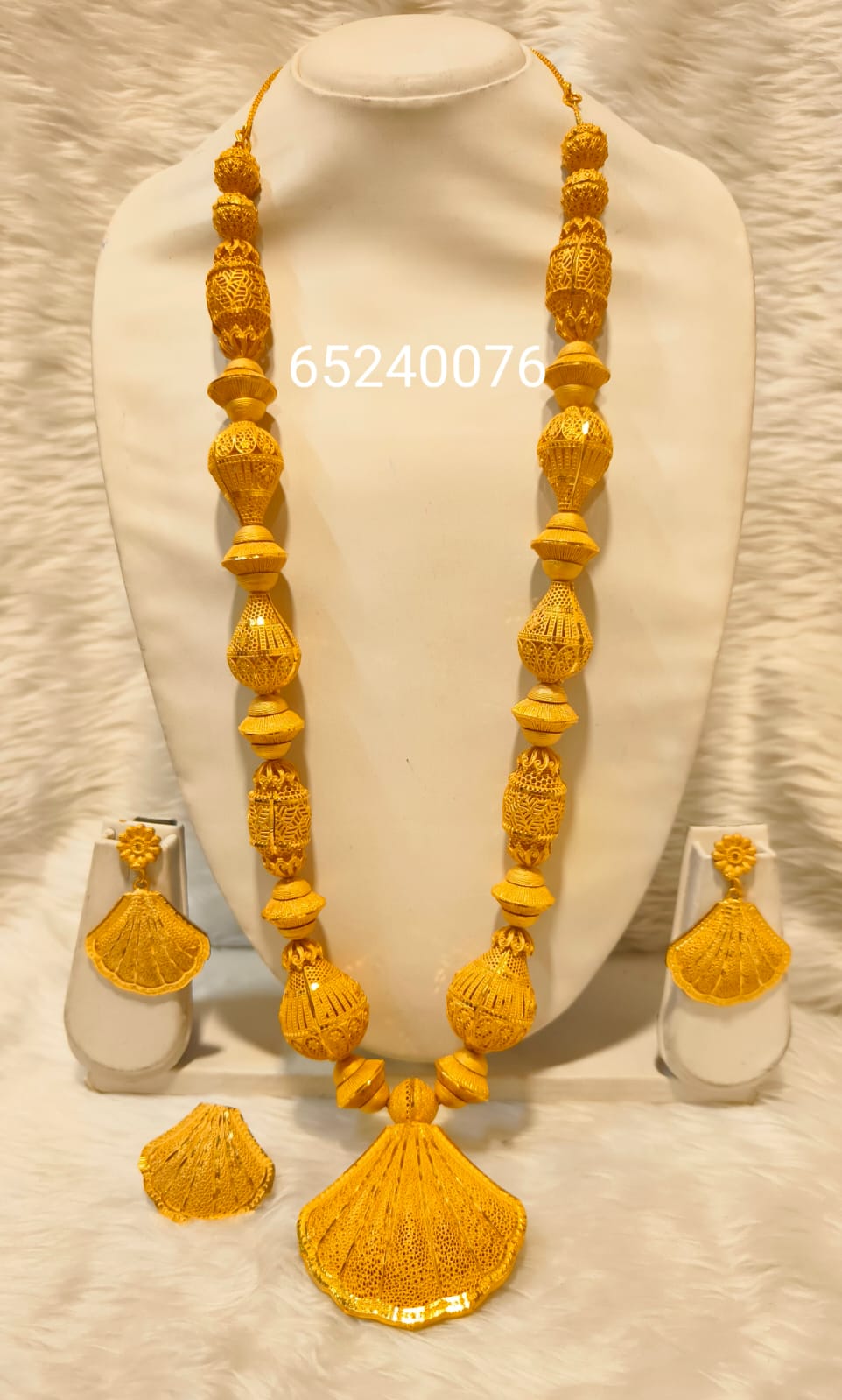 Collier 0448